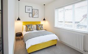 Host & Stay - Routh Walk